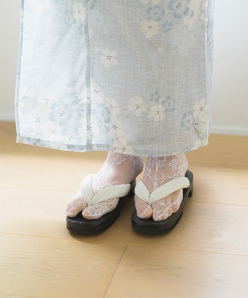 Rebloom（リブルーム Rebloom Reb loom）の「【下駄付き兵児帯ゆかた5点セット】浴衣・兵児帯・腰紐2本・下駄《夏宵浴衣》（浴衣・レディース・ブルー系1/ブルー系2/グレー系/ネイビー系/ブルー系3/ブラック系/ホワイト系1/ホワイト系2・FREE）」の13枚目の写真