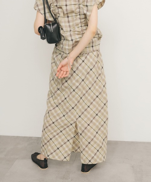 KBF（ケイビーエフ）の「シアーチェックIラインスカート（スカート・レディース・ブルー系その他/ベージュ系その他/グレー系その他・ONE）」の6枚目の写真