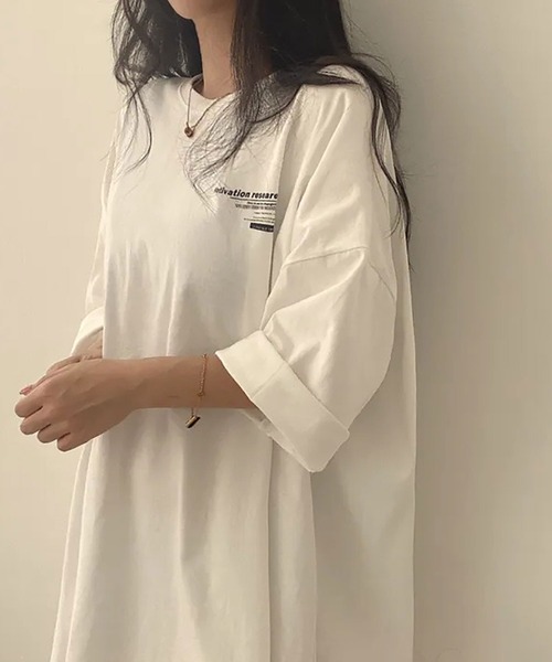 NinaetLina（ニナエリナ）の「MotivationロゴプリントオーバーサイズＴシャツ（Tシャツ/カットソー・レディース・ブルー/アイボリー/ホワイト・FREE）」の10枚目の写真