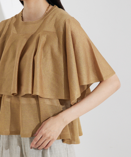 qualite（カリテ）の「【新色追加！】シャイニーフレアニット/オフィスカジュアル/夏服/サマーニット/シアー（ニット/セーター・レディース・ゴールド/オフホワイト/グレー/ライトベージュ/セージグリーン・フリー）」の6枚目の写真