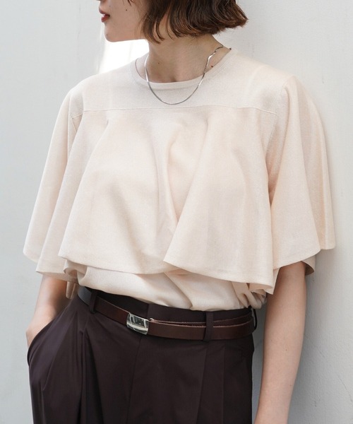 qualite（カリテ）の「【新色追加！】シャイニーフレアニット/オフィスカジュアル/夏服/サマーニット/シアー（ニット/セーター・レディース・ゴールド/オフホワイト/グレー/ライトベージュ/セージグリーン・フリー）」の4枚目の写真