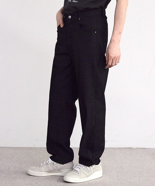 RATTLE TRAP（ラトルトラップ）の「ストレッチスラブデニムルーズストレートパンツ（デニムパンツ・メンズ・ブラック/オフホワイト・M/L）」の2枚目の写真