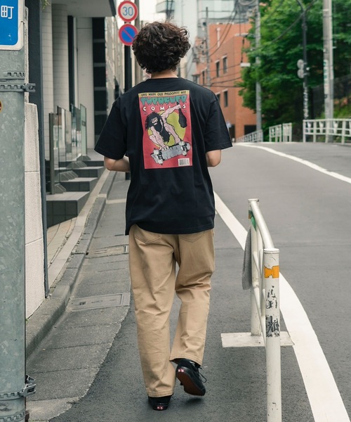 THRASHER（スラッシャー）の「COMICS S/S T-SHIRTS THRASHER スラッシャーブランドロゴバックプリントコミックTシャツ（Tシャツ/カットソー・メンズ・ブラック/ホワイト/サンドベージュ/セージグリーン・MEDIUM/LARGE/X-LARGE）」の22枚目の写真