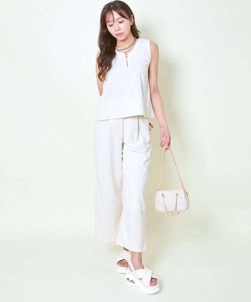 GORGE(ゴージ)の「《涼しげリラックス》レディース 上下2点セット ノースリーブトップス×ワイドパンツ セットアップ 春夏秋(サロペット/オーバーオール・レディース・ブラック/モカ/アイボリー・F)」の5枚目の写真