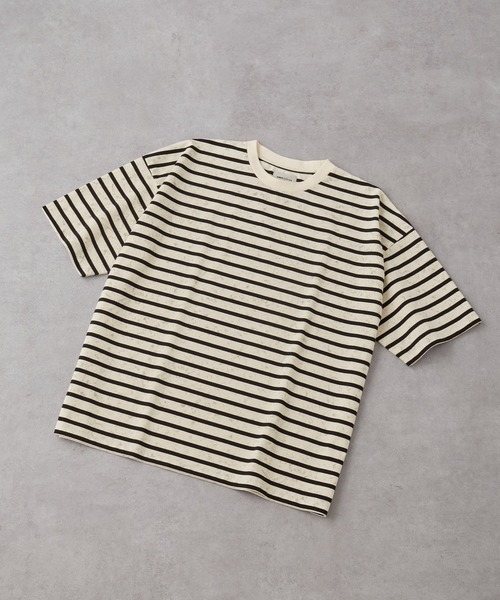 EMMA CLOTHES（エマクローズ）の「ヴィンテージライク オーバーサイズ ボーダー半袖Tシャツ（Tシャツ/カットソー・メンズ・ブラック/オフホワイト/レッド系・M/L）」の6枚目の写真