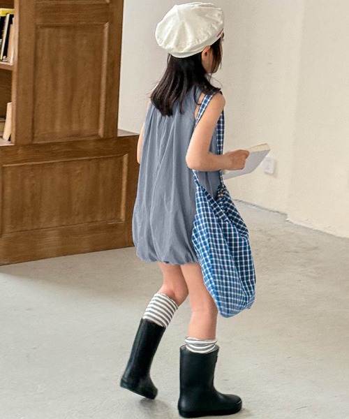 aimoha（アイモハ）の「【aimoha-KIDS-】ギャザー入りバルーンロンパース (SS)（つなぎ/オールインワン・キッズ・ライトブルー/ネイビー・90/100/110/120/80/130）」の3枚目の写真
