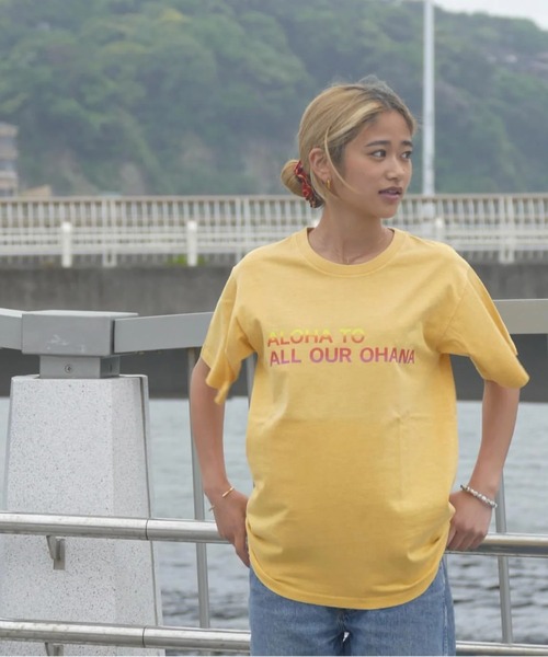 URBAN ISLAND SOCIETY(アーバンアイランドソサエティ)の「【URBAN ISLAND SOCIETY/アーバンアイランドソサエティ】OHANA S/S TEE / オハナプリント半袖T-シャツ(Tシャツ/カットソー・メンズ・ホワイト/イエロー/ブラック・SMALL/MEDIUM/LARGE/X-LARGE)」の3枚目の写真