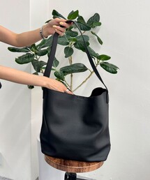 fredy emue | フェイクレザーワンショルバッグ(ショルダーバッグ)