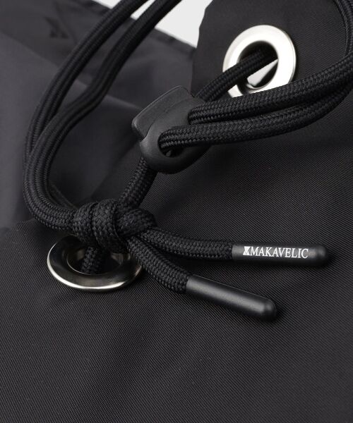 tk.TAKEO KIKUCHI(ティーケータケオキクチ)の「MAKAVELIC ワンショルダーバックパック(バックパック/リュック・メンズ・ブラック・00)」の16枚目の写真