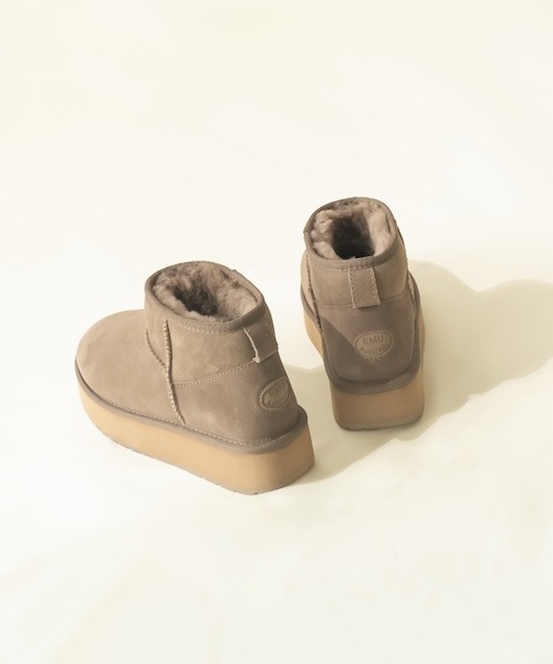 EMU Australia（エミューオーストラリア）の「Stinger Micro Flatform 2.0（ブーツ・レディース・ブラック/ベージュ/チョコ/クリーム/グレイッシュベージュ・8/7/6/9/5）」の5枚目の写真