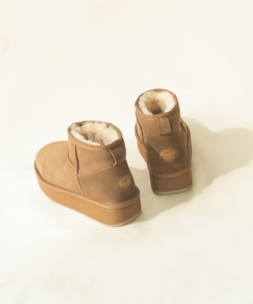 EMU Australia（エミューオーストラリア）の「Stinger Micro Flatform 2.0（ブーツ・レディース・ブラック/ベージュ/チョコ/クリーム/グレイッシュベージュ・8/7/6/9/5）」の7枚目の写真