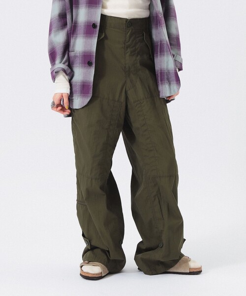 BEAMS BOY(ビームスボーイ)の「【1/15再値下げ】ヘリクルー パンツ(カーゴパンツ・レディース・オリーブ/ネイビー・0/1)」の1枚目の写真