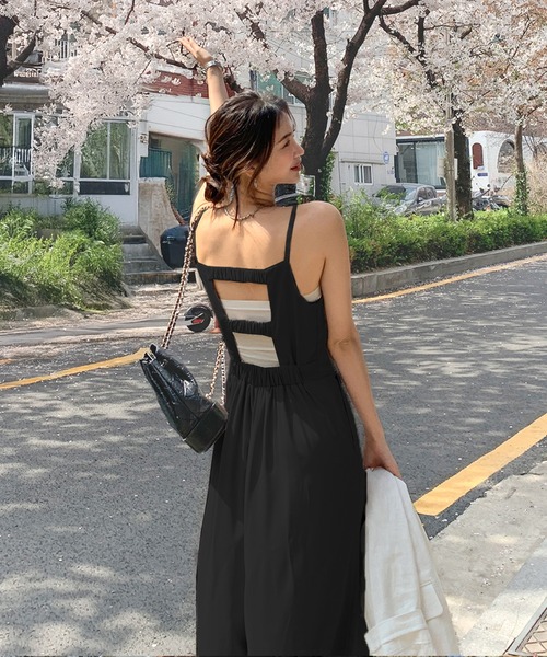 by LEGNA(バイレグナ)の「バックデザインキャミオールインワン(つなぎ/オールインワン・レディース・ブラック/アイボリー・FREE)」の12枚目の写真