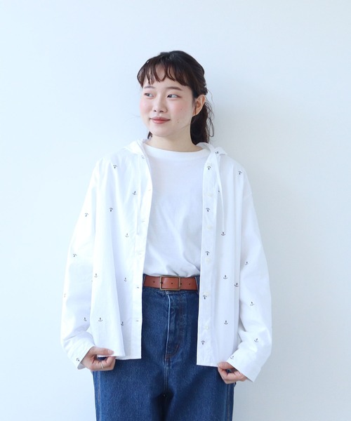 PAR ICI（パーリッシィ）の「オックス/デニム イカリ刺繍フードシャツ（シャツ/ブラウス・レディース・サックスブルー/ホワイト/インディゴブルー・FREE）」の4枚目の写真