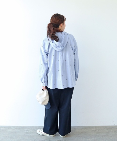 PAR ICI（パーリッシィ）の「オックス/デニム イカリ刺繍フードシャツ（シャツ/ブラウス・レディース・サックスブルー/ホワイト/インディゴブルー・FREE）」の22枚目の写真