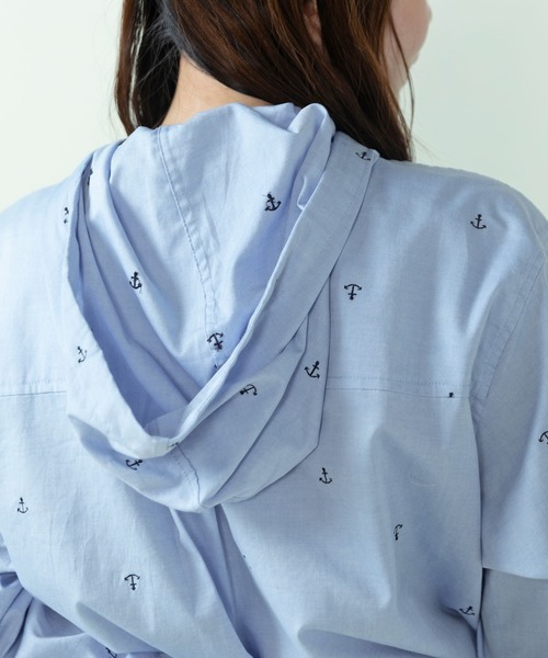 PAR ICI(パーリッシィ)の「オックス/デニム イカリ刺繍フードシャツ(シャツ/ブラウス・レディース・サックスブルー/ホワイト/インディゴブルー・FREE)」の20枚目の写真