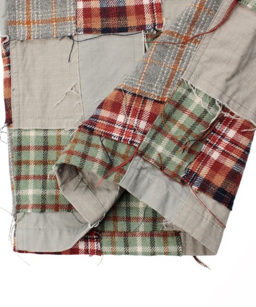 Universal Style Wear（ユニバーサルスタイルウェア）の「Universal Style Wear パッチワーク パンツ（その他パンツ・メンズ・スミクロ/グレー/オフホワイト/カーキ・X-LARGE/LARGE/MEDIUM）」の13枚目の写真