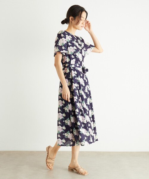 LAURA ASHLEY(ローラアシュレイ)の「【洗える/華やか見え】ブラムウェル柄 シフォンワンピース(ワンピース・レディース・グレー系/ネイビー系・38/40)」の5枚目の写真