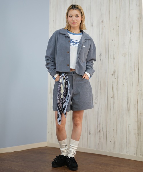 RVCA（ルーカ）の「RVCA/ルーカ コーデュロイシャツ ショート丈 セットアップ対応 BF044-110（シャツ/ブラウス・レディース・マスタード/グレイッシュブルー/ブラック・M）」の10枚目の写真