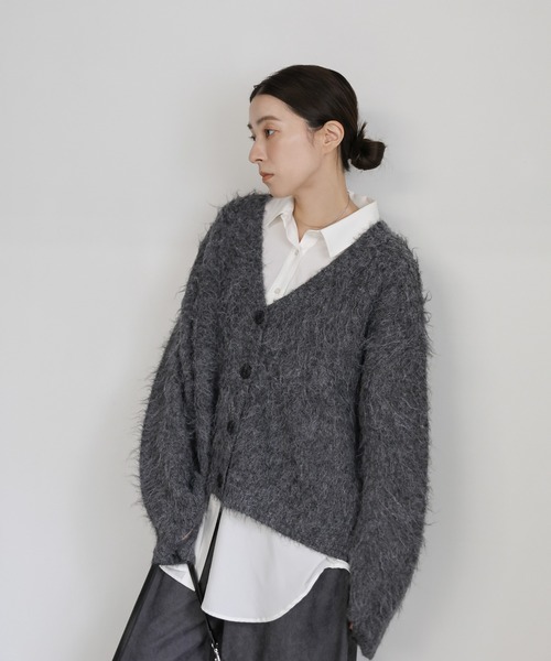 select MOCA(セレクトモカ)の「ボリュームスリーブシャギーカーディガン(カーディガン/ボレロ・レディース・ネイビー/チャコールグレー/ブラウン・FREE)」の22枚目の写真