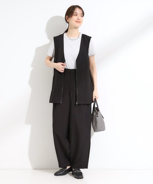 Cutie Blonde（キューティーブロンド）の「【セットアップ可】さらりと軽やかに ダブルジップ麻調ジレ（ベスト・レディース・ブラウン系その他/ブラック・00）」の5枚目の写真