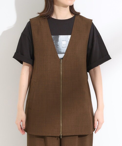Cutie Blonde（キューティーブロンド）の「【セットアップ可】さらりと軽やかに ダブルジップ麻調ジレ（ベスト・レディース・ブラウン系その他/ブラック・00）」の11枚目の写真
