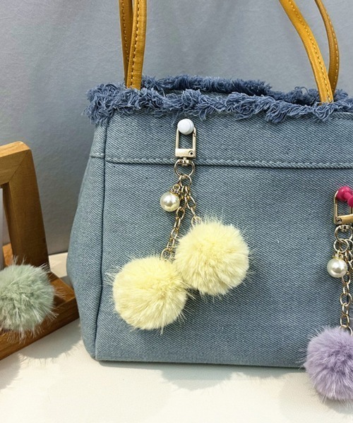 セール】ポンポン ファーチャーム ふわふわ バッグチャーム キーリング