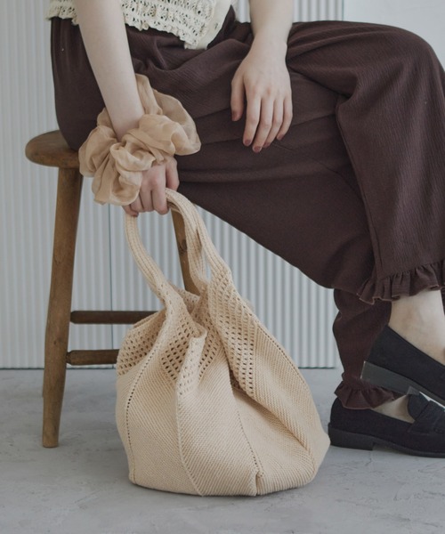 Crisp(クリスプ)の「メランジナチュラルニットバッグ(ハンドバッグ・レディース・ベージュ/アイボリー・FREE)」の11枚目の写真