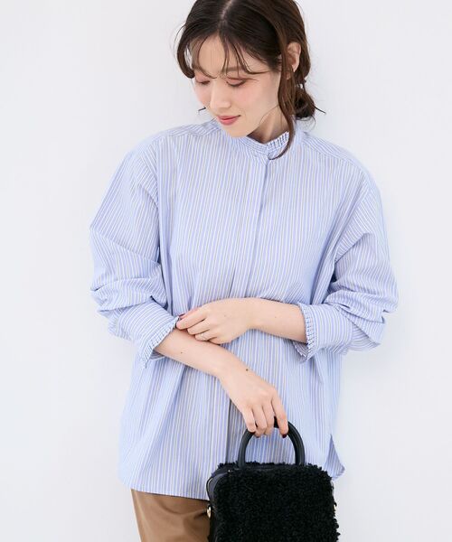 le.coeur blanc（ルクールブラン）の「プリーツカラーシャツ（シャツ/ブラウス・レディース・ピンク/ブルー系その他3/ブルー/オフホワイト・38）」の3枚目の写真