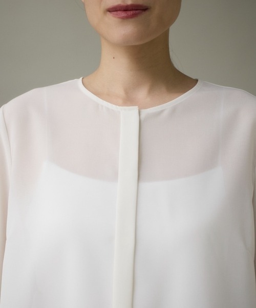 I.T.'S international（イッツインターナショナル）の「シアーノーカラーブラウス（シャツ/ブラウス・レディース・オフホワイト/グレー/ブラック・9号）」の14枚目の写真