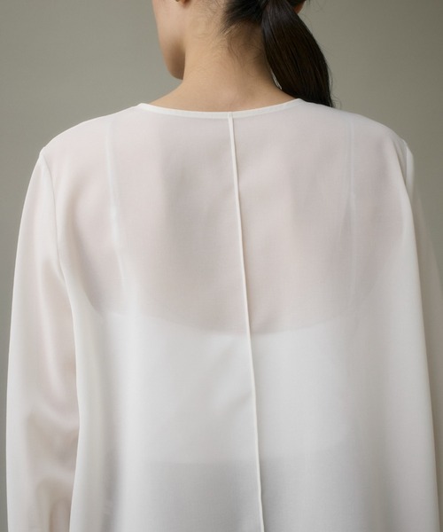 I.T.'S international（イッツインターナショナル）の「シアーノーカラーブラウス（シャツ/ブラウス・レディース・オフホワイト/グレー/ブラック・9号）」の17枚目の写真