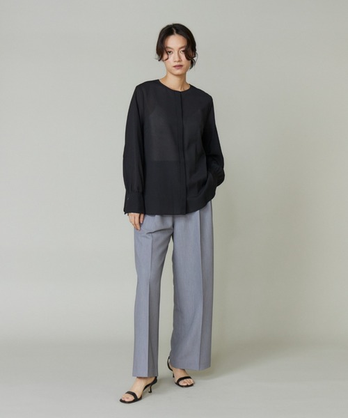 I.T.'S international（イッツインターナショナル）の「シアーノーカラーブラウス（シャツ/ブラウス・レディース・オフホワイト/グレー/ブラック・9号）」の19枚目の写真