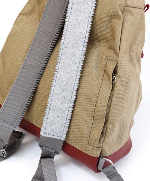 SIERRA DESIGNS(シェラデザイン)の「【モノマガジン掲載】60th ANNIVERSARY DAYTRIPPER LIMITED(バックパック/リュック・レディース・ブラック/タン/ネイビー/ブラウン/ブラウン系カモフラージュ・ONE SIZE)」の9枚目の写真