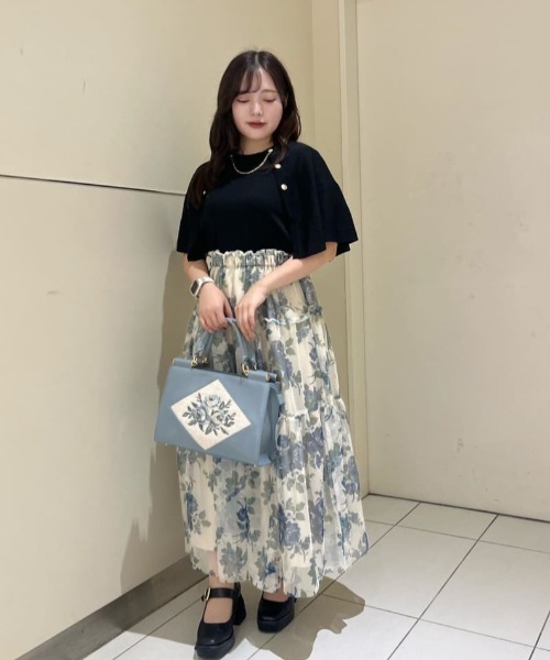 an another angelus（アンアナザーアンジェラス）の「チェーン付きダブル釦2wayケープニット（ニット/セーター・レディース・ライトベージュ/ブラック/ワインレッド・FREE）」の21枚目の写真