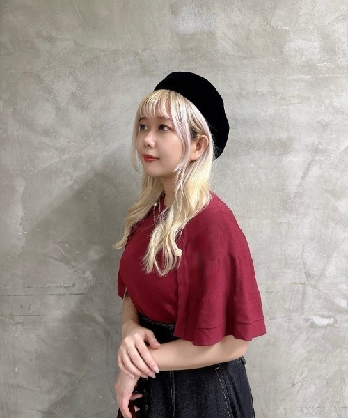 an another angelus（アンアナザーアンジェラス）の「チェーン付きダブル釦2wayケープニット（ニット/セーター・レディース・ライトベージュ/ブラック/ワインレッド・FREE）」の17枚目の写真