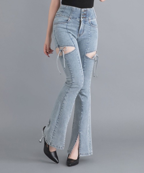 DearMyLoveRose(ディアマイラブローズ)の「スリット入りカットアウトリボンフレアデニムパンツ(デニムパンツ・レディース・グレイッシュブルー/ブルー/グレー・SMALL/MEDIUM)」の3枚目の写真