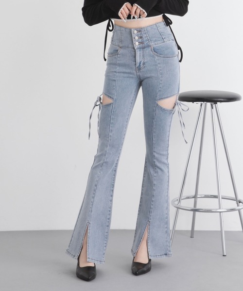 DearMyLoveRose(ディアマイラブローズ)の「スリット入りカットアウトリボンフレアデニムパンツ(デニムパンツ・レディース・グレイッシュブルー/ブルー/グレー・SMALL/MEDIUM)」の2枚目の写真