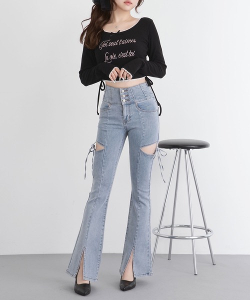 DearMyLoveRose(ディアマイラブローズ)の「スリット入りカットアウトリボンフレアデニムパンツ(デニムパンツ・レディース・グレイッシュブルー/ブルー/グレー・SMALL/MEDIUM)」の21枚目の写真