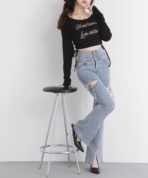 DearMyLoveRose(ディアマイラブローズ)の「スリット入りカットアウトリボンフレアデニムパンツ(デニムパンツ・レディース・グレイッシュブルー/ブルー/グレー・SMALL/MEDIUM)」の22枚目の写真
