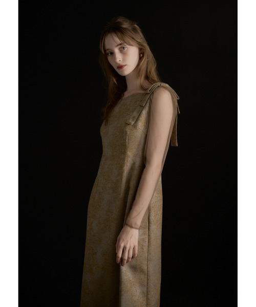 LE'RURE(リルアー)の「Shoulder ribbon jacquard dress(ドレス・レディース・グリーン/ブラウン/ブラック/アイボリー・M-Long/MEDIUM/SMALL)」の11枚目の写真