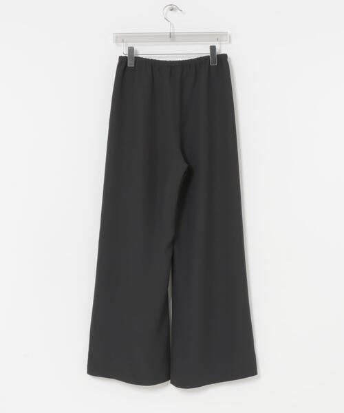 URBAN RESEARCH（アーバンリサーチ）の「ストレッチフレアイージーパンツ（その他パンツ・レディース・ブラック/チャコールグレー・36/40/38）」の9枚目の写真