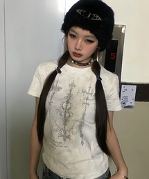 FUNdaysion（ファンデイション）の「ゴシックプリント半袖Tシャツ（Tシャツ/カットソー・レディース）」