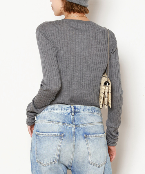 AP STUDIO(エーピーストゥディオ)の「ウールシルクワイドリブニット(ニット/セーター・レディース・チャコールグレー/ブラック/チョコ・FREE)」の6枚目の写真