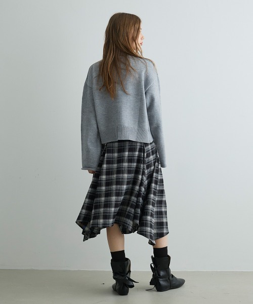 Mirette(ミレット)の「アシンメトリーヘムチェックミディスカート / Asymmetry Hem Check Midi Skirt(スカート・レディース・ブラック/ブラウン・MEDIUM/SMALL)」の17枚目の写真