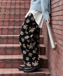 なめらかタッチニットパンツ