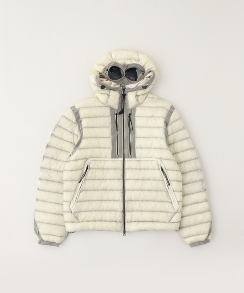 C.P. COMPANY(シーピーカンパニー)の「C.P. Company / シーピーカンパニー OW MEDIUM JKT IN DD-SHELL(ダウンジャケット/コート・メンズ・オレンジ/イエロー/ホワイト系その他/ブラック・SMALL/MEDIUM)」の2枚目の写真