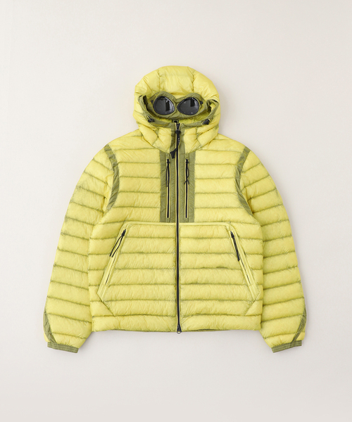 C.P. COMPANY(シーピーカンパニー)の「C.P. Company / シーピーカンパニー OW MEDIUM JKT IN DD-SHELL(ダウンジャケット/コート・メンズ・オレンジ/イエロー/ホワイト系その他/ブラック・SMALL/MEDIUM)」の3枚目の写真