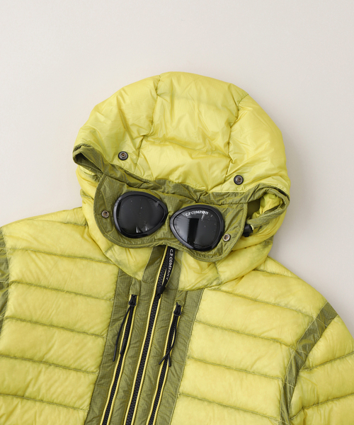 C.P. COMPANY(シーピーカンパニー)の「C.P. Company / シーピーカンパニー OW MEDIUM JKT IN DD-SHELL(ダウンジャケット/コート・メンズ・オレンジ/イエロー/ホワイト系その他/ブラック・SMALL/MEDIUM)」の5枚目の写真