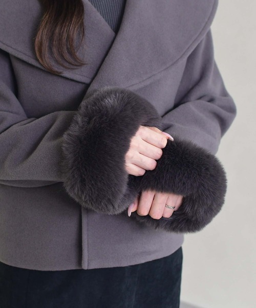 31 Sons de mode(トランテアン ソン ドゥ モード)の「2025秋冬新作 ビッグカラーショートコート(その他アウター・レディース・チャコールグレー/ブルー/グレイッシュベージュ・S/M)」の5枚目の写真