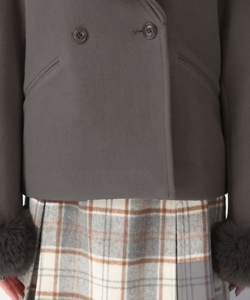 31 Sons de mode(トランテアン ソン ドゥ モード)の「2025秋冬新作 ビッグカラーショートコート(その他アウター・レディース・チャコールグレー/ブルー/グレイッシュベージュ・S/M)」の20枚目の写真